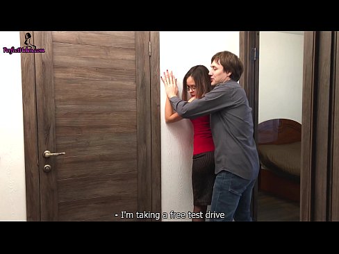 ❤️ Agent de béns arrels sexy li fa una pata de cony i es folla mentre ven el seu apartament - Krempai ☑ Porno rus a nosaltres ca.porno-flix.ru ❌❤